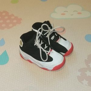 Jordan Kids Black / White / Pink Sneakers